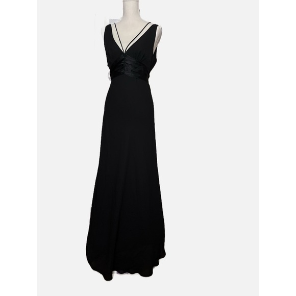 Teeze Me long black flowing gown size large - Picture 1 of 8